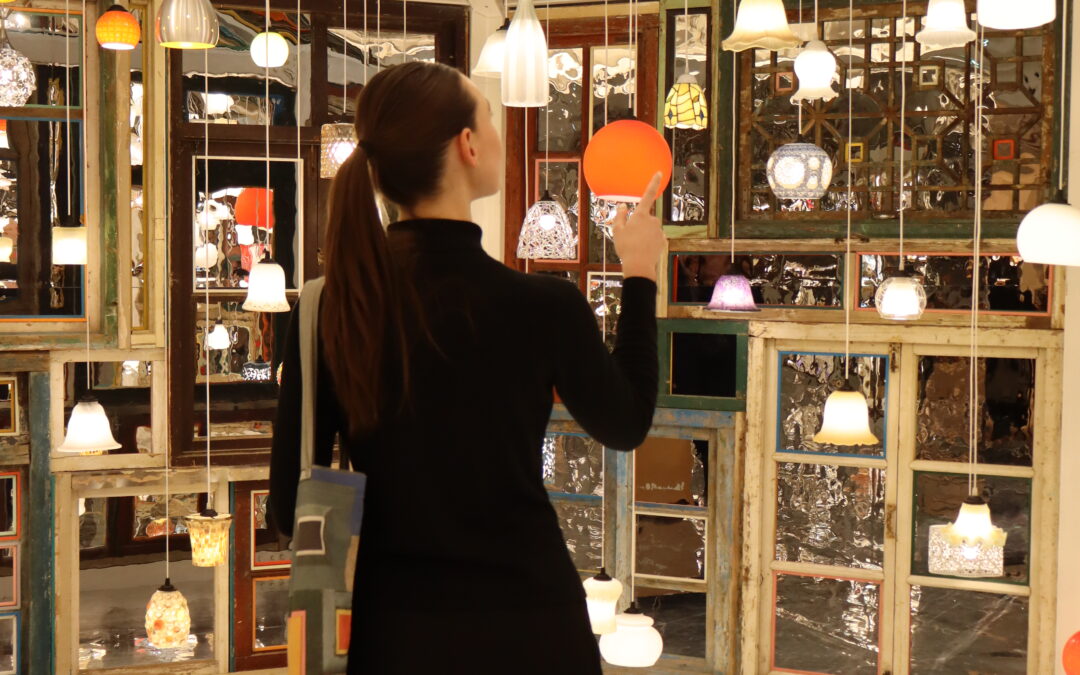 Exposition « Objets divers et variés » de Song Dong au Bon Marché : quand l&rsquo;accueil devient médiation culturelle